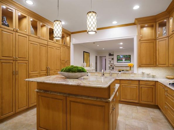 7104  Judi Court , Dallas Texas 75252
