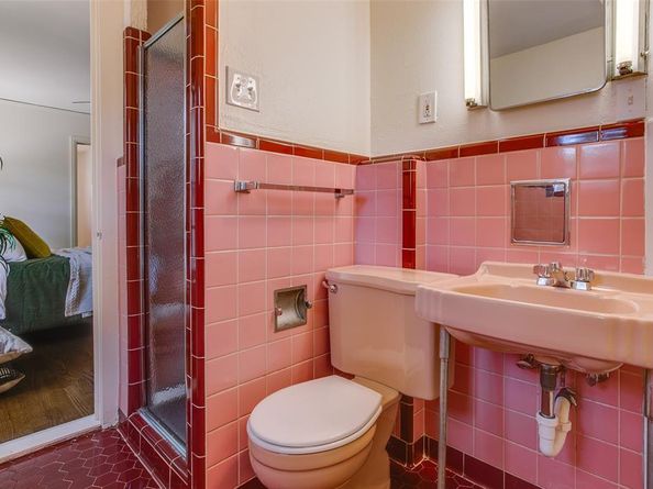 2523 W 10th Street , Dallas Texas 75211