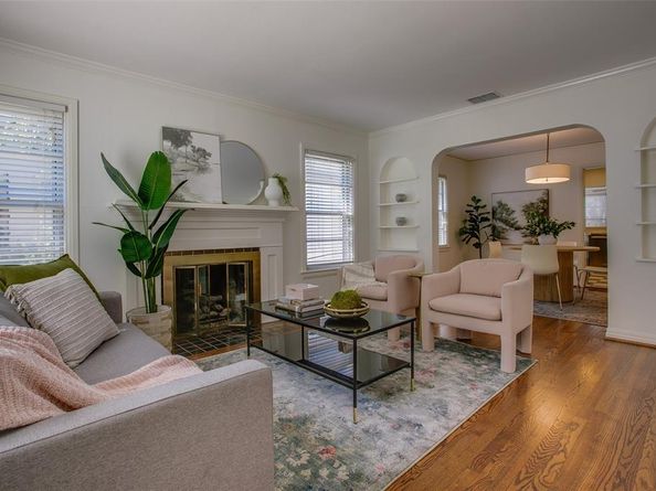 2523 W 10th Street , Dallas Texas 75211