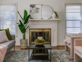 2523 W 10th Street , Dallas Texas 75211