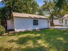 2523 W 10th Street , Dallas Texas 75211