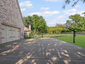 6002  Yorkville Court , Dallas Texas 75248