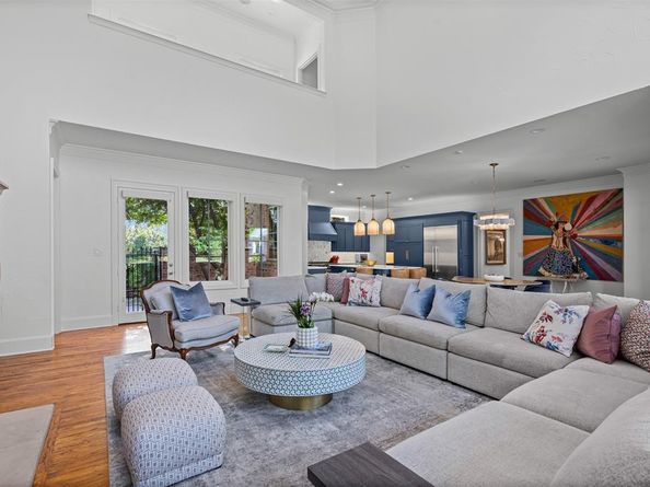 6002  Yorkville Court , Dallas Texas 75248