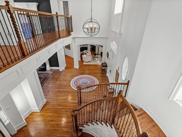6002  Yorkville Court , Dallas Texas 75248