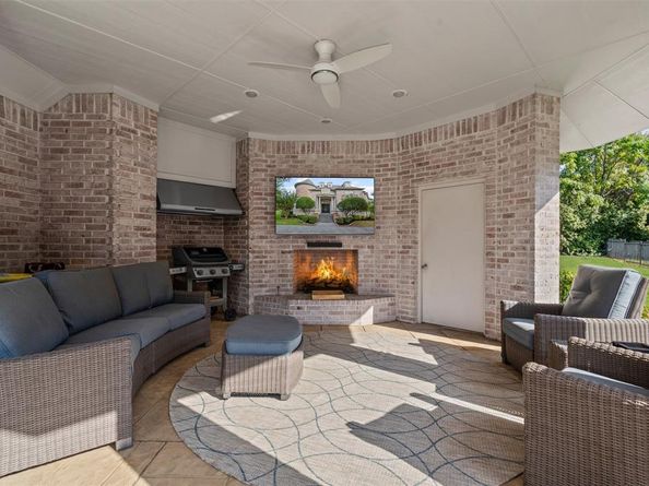 6002  Yorkville Court , Dallas Texas 75248