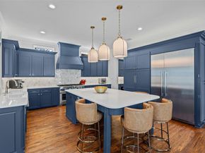 6002  Yorkville Court , Dallas Texas 75248