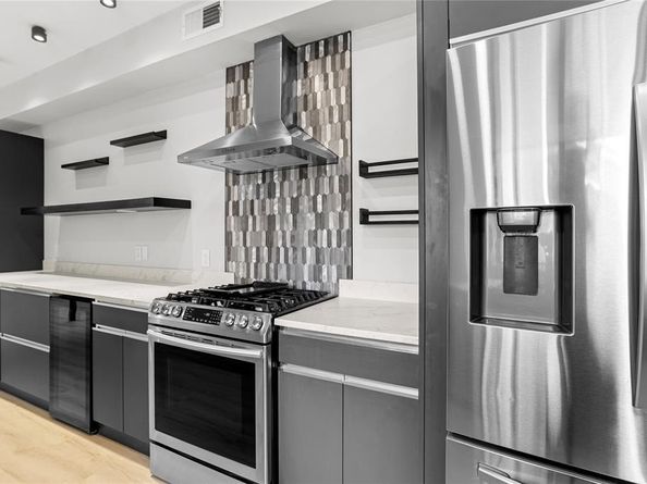 4118  Crossing Lane , Dallas Texas 75220