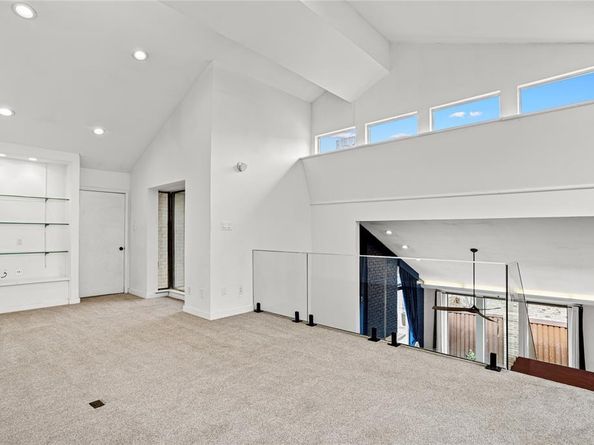 4118  Crossing Lane , Dallas Texas 75220