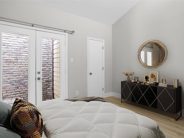 4118  Crossing Lane , Dallas Texas 75220