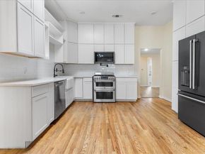 836 W 8th Street , Dallas Texas 75208