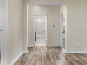 836 W 8th Street , Dallas Texas 75208