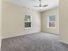 836 W 8th Street , Dallas Texas 75208