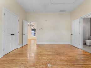 836 W 8th Street , Dallas Texas 75208