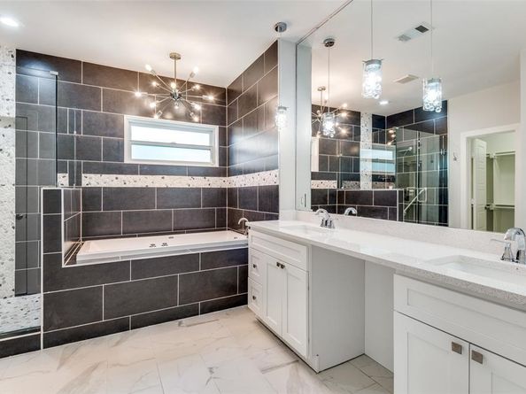13906  Dennis Lane , Farmers Branch Texas 75234