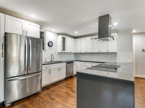 13906  Dennis Lane , Farmers Branch Texas 75234