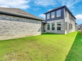 1807  Coopers Hawk Drive , Arlington Texas 76005