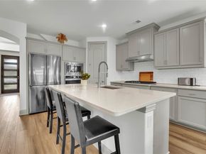 1807  Coopers Hawk Drive , Arlington Texas 76005