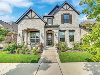 1807  Coopers Hawk Drive 
