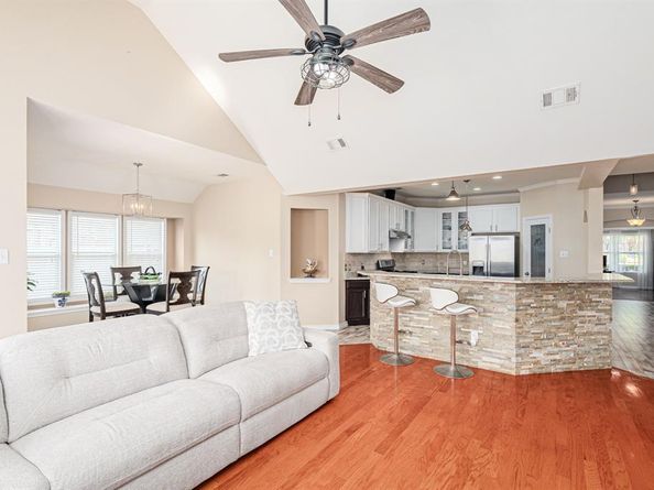 5201  Lake Bend Drive , McKinney Texas 75071