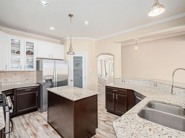 5201  Lake Bend Drive , McKinney Texas 75071