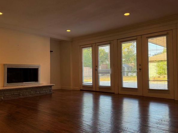 6121  Preston Haven Drive , Dallas Texas 75230