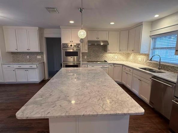 6121  Preston Haven Drive , Dallas Texas 75230