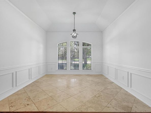 9009  Rodeo Drive , Irving Texas 75063