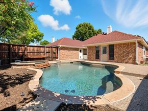 9009  Rodeo Drive , Irving Texas 75063