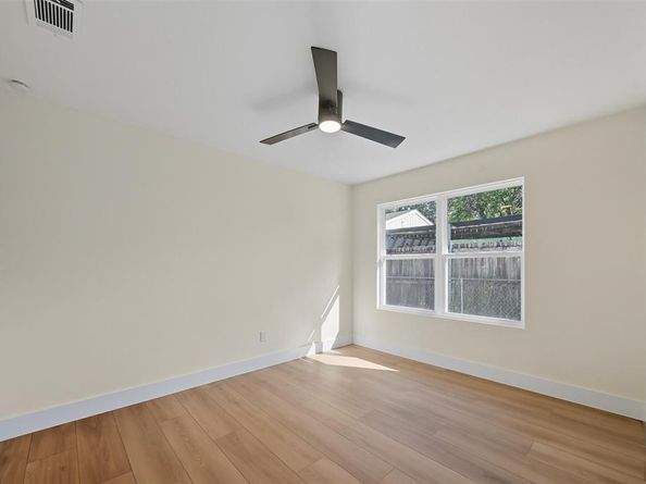 2912  Charles Drive , Garland Texas 75041