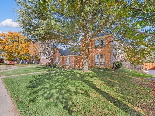 7720  Bridlewood Court , North Richland Hills Texas 76182