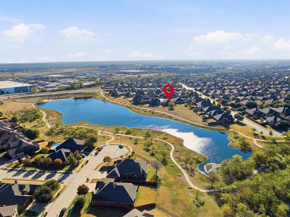 2313  Frosted Willow Lane , Fort Worth Texas 76177