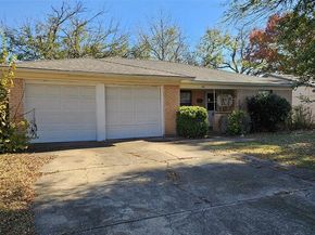 302 N Cottonwood Drive , Richardson Texas 75080