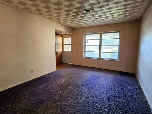 302 N Cottonwood Drive , Richardson Texas 75080