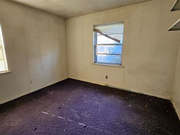 302 N Cottonwood Drive , Richardson Texas 75080