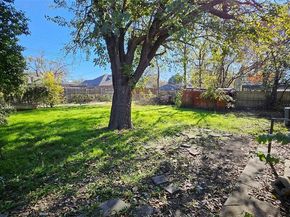 302 N Cottonwood Drive , Richardson Texas 75080