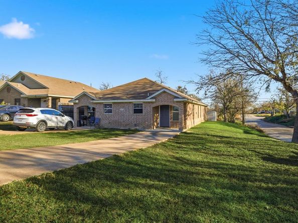 2900 NW 29th Street , Fort Worth Texas 76106