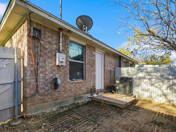 2900 NW 29th Street , Fort Worth Texas 76106