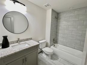 1438 E Waco Avenue , Dallas Texas 75216