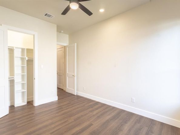 1444  Long Avenue , River Oaks Texas 76114