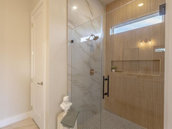 1444  Long Avenue , River Oaks Texas 76114