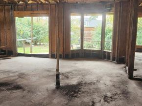 4506  Newmore Avenue , Dallas Texas 75209