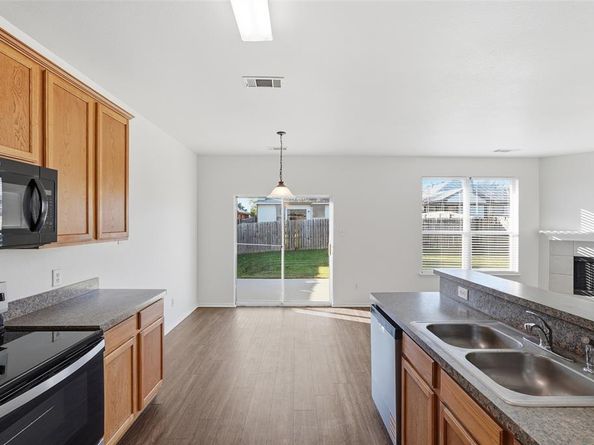 10709  Vista Heights  , Fort Worth Texas 76108