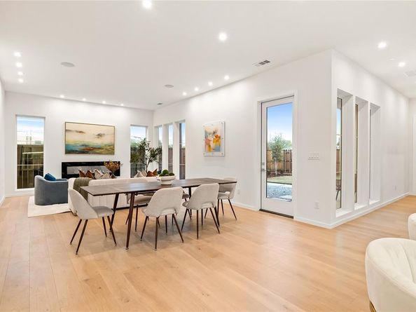 829  Nomas Street , Dallas Texas 75212