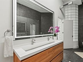 2220  Canton Street  507, Dallas Texas 75201