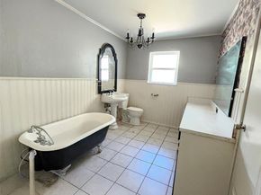 6585  Appian Way , Fort Worth Texas 76135