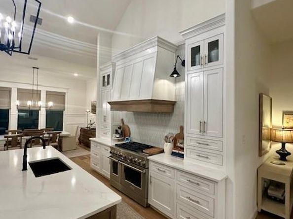 1517  Viridian Park Lane , Arlington Texas 76005