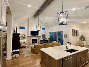 1517  Viridian Park Lane , Arlington Texas 76005