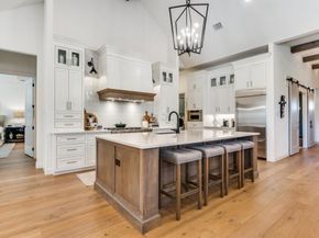 1517  Viridian Park Lane , Arlington Texas 76005