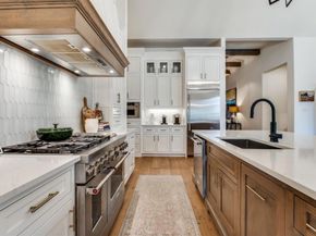 1517  Viridian Park Lane , Arlington Texas 76005