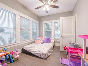 1301  Grand Avenue , Fort Worth Texas 76164